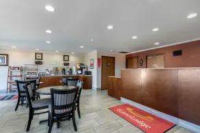 Econo Lodge Lexington Southeast - Lobby