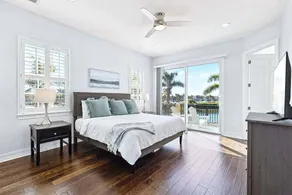 136 Mediterranean Way - Rom
