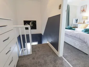 3 Auborough Street - Room