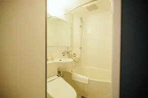 Hotel She, Osaka - Salle de bain