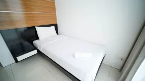 Spacious 3Br Apartment Connected To Cito Mall At Aryaduta Residence Surabaya - Room
