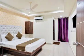 Hotel La Sky Boutique Airport Zone Hyderabad - Quarto