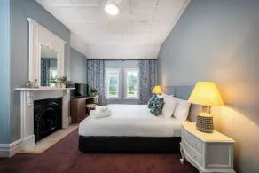 The Russell Boutique Hotel - Room