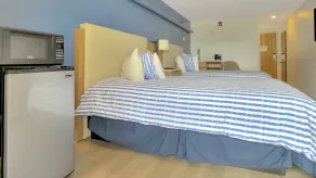 Harborline Hotel - Room