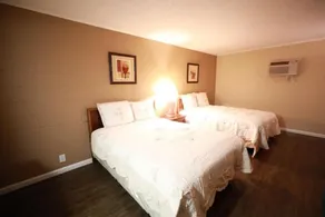 Royal Inn and Suites - Zimmer
