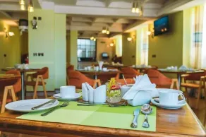 Bedarin Hotel Limited - Restaurante