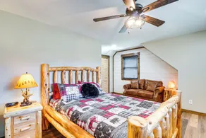 Modern Cabin w/ Hot Tub: Near Tail of the Dragon! - Intérieur