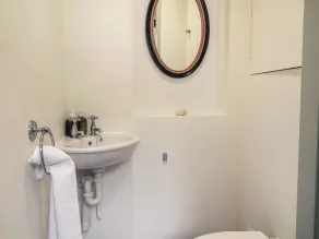 Blue Bell - Bathroom
