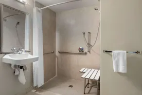 Comfort Inn & Suites Melbourne-Viera - Salle de bain