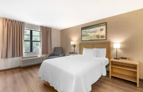 Extended Stay America Suites - St Petersburg - Clearwater - Executive Dr - Rum