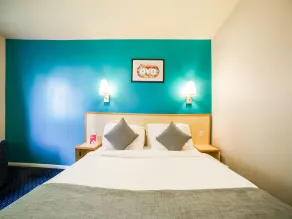 OYO Sunrise Hotel, A46 N Leicester - Room