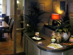 TOWNHOUSE ROOMS - Réception
