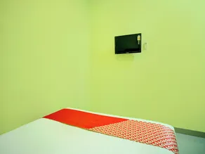 Hotel O Parapat Near Dermaga Ajibata Formerly Pudan Residence 2 - Chambre
