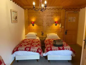 Hôtel les Glaciers - Værelse