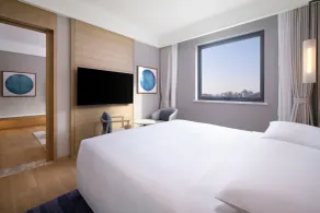 Courtyard By Marriott Shanghai Xujiahui - Room