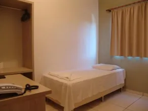 Hotel Fatti - Habitación