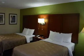 Quality Inn Savannah Midtown - Chambre