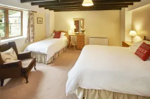 Rawcliffe House Farm Studios, Peaceful North York Moors Retreat - Room