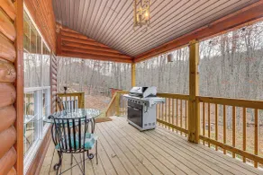 Greenbrier River On-site! Modern-rustic Log Cabin - Interiör