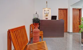 Treebo Alaka Rester Homestay, 5 mins to Raja Seat Garden - Reception