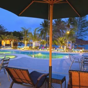 Kawaland glamping resort - Piscine