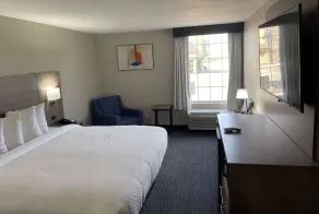Days Inn & Suites by Wyndham Tahlequah - Værelse