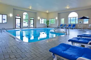 Holiday Inn Express Hotel Pittsburgh-North/Harmarville by IHG - Piscine
