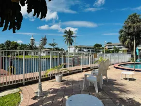 Executive Economy Lodge - Piscine
