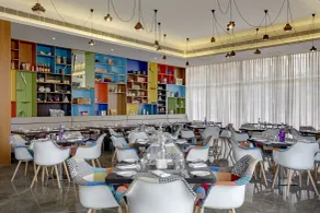 Zone By The Park Infantry Bengaluru - Restaurant
