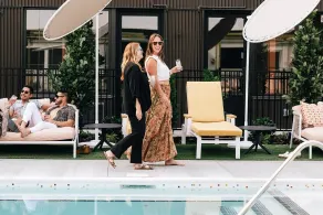 The Myriad Hotel - Piscine