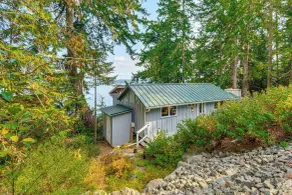 Hood Canal Views: Remote Cabin in Quilcene! - Interni