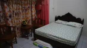 Hundred Isles' Room Rentals and Transient House - Habitación