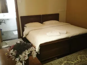 Yoho Siyara Homestay - Image 1