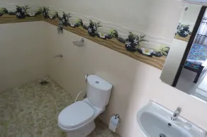 Sailors Mirissa - Bathroom