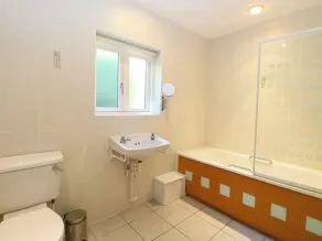 Rookyard Cottage - Badrum