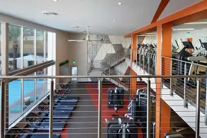 Studio City Luxury Apt - Fitnesscenter