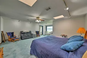 NY! Lakefront Livingston Home w / Dock nära lanseringen! - Interiör