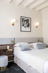 Hôtel Verneuil - Chambre