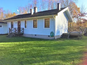 Idyllic bungalow close to sea and forest - Self contained - Balkong