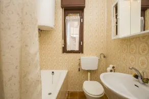 Apartment Ante Kampor - Bathroom
