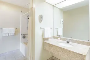 Super 8 - Salle de bain