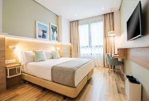 Golden Tulip Barcelona - Chambre