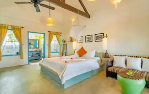 Ocean House An Bang - Room