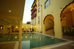Hotel Ranavilas Palace - Piscine