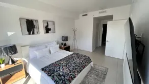 Stunning Apartment in Downtown Doral - Zimmer