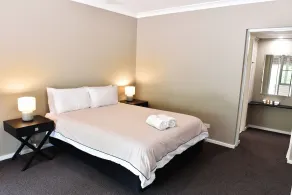 Dutchies Motel Nelson Bay & Dutchmans Beach Apartments - Quarto