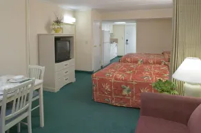 Sea Hawk Motel - Room