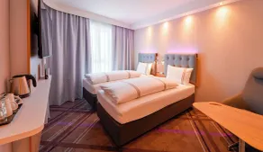 Premier Inn Mannheim City Centre - Room