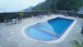 Q' Nest Hotel Cloud End Lansdowne - Pool