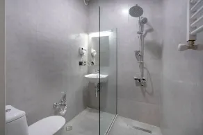 Hotel Piazza Tbilisi - Baño
